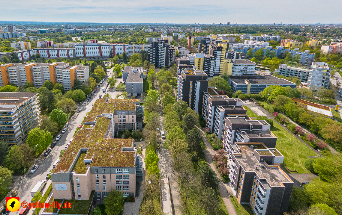 04.05.2023 - Luftbilder vom Marx-Zentrum uns seiner Umgebung in Neuperlach